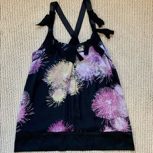 Diane Avon Furstenberg Sleeveless Firework Blouse (Size 8)